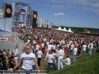 mysteryland2003002.jpg