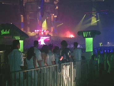 sensation200413.jpg